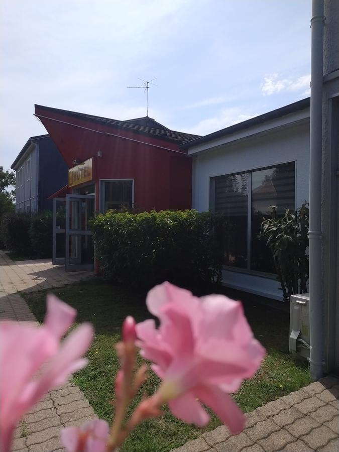 Hotel - Restaurant Du Lac - Agen Boé Екстериор снимка