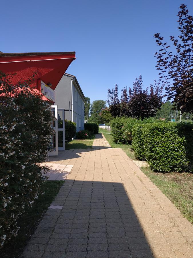 Hotel - Restaurant Du Lac - Agen Boé Екстериор снимка