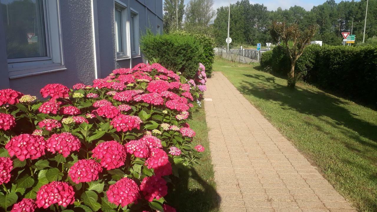 Hotel - Restaurant Du Lac - Agen Boé Екстериор снимка